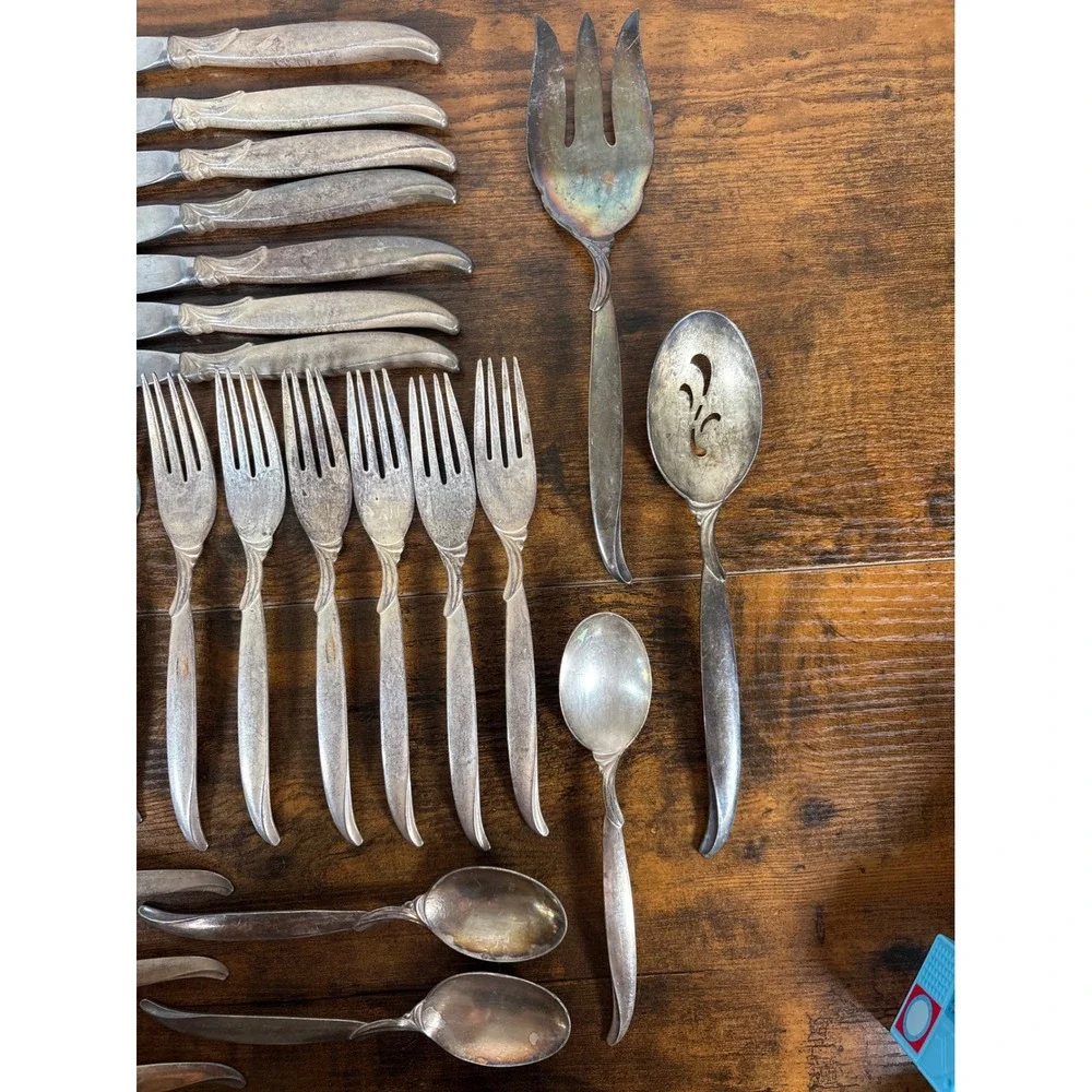 1847 Rogers Bros Flair Silverplate Flatware Set 28pc Mid Century Modern MCM